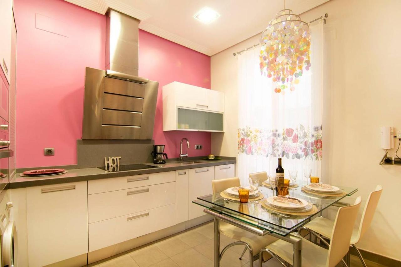 Cozy Apartment Near San Miguel Market By Batuecas มาดริด ภายนอก รูปภาพ