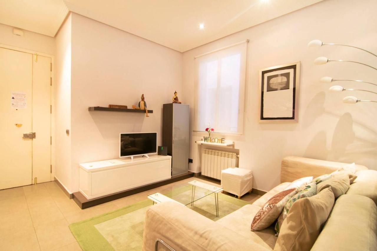 Cozy Apartment Near San Miguel Market By Batuecas มาดริด ภายนอก รูปภาพ